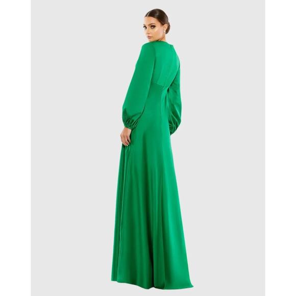 Ieena for Mac Duggal Green Charmeuse Empire Waist Blouson Sleeve Gown – Size 6 - Picture 2 of 10
